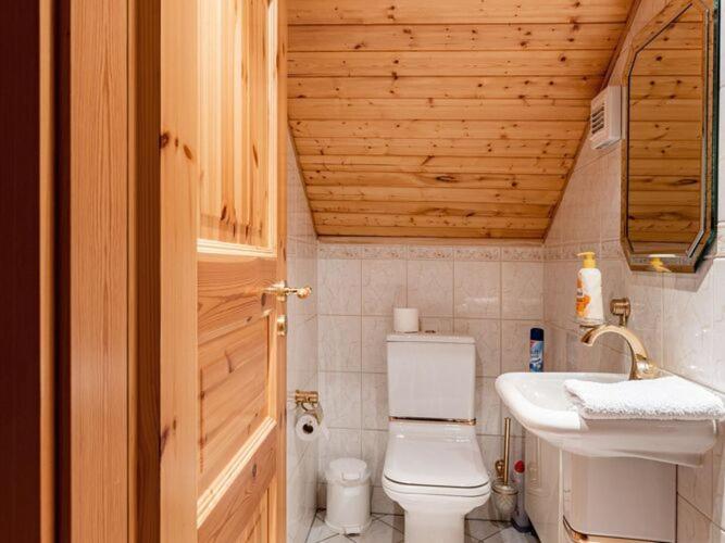 Majestic Holiday Home With Jacuzzi Unterschonau Экстерьер фото