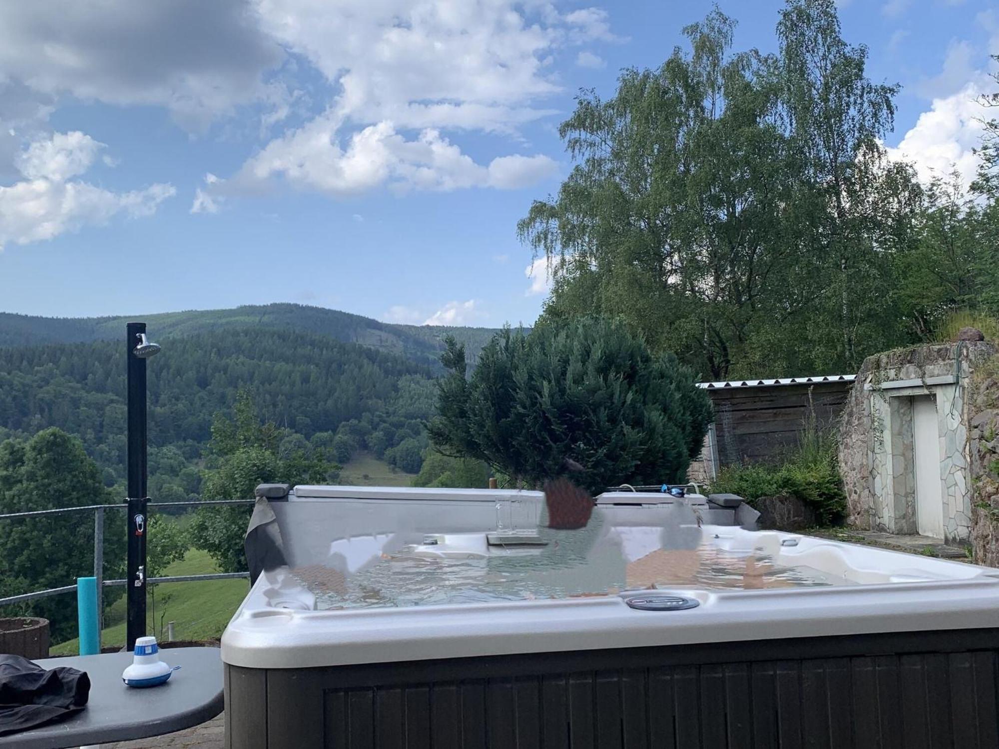 Majestic Holiday Home With Jacuzzi Unterschonau Экстерьер фото